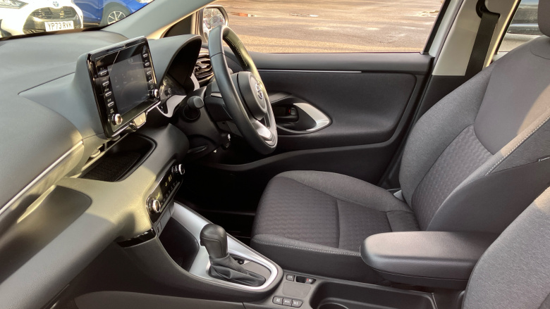 Toyota Yaris 1.5 Hybrid Icon 5dr CVT Hybrid Hatchback